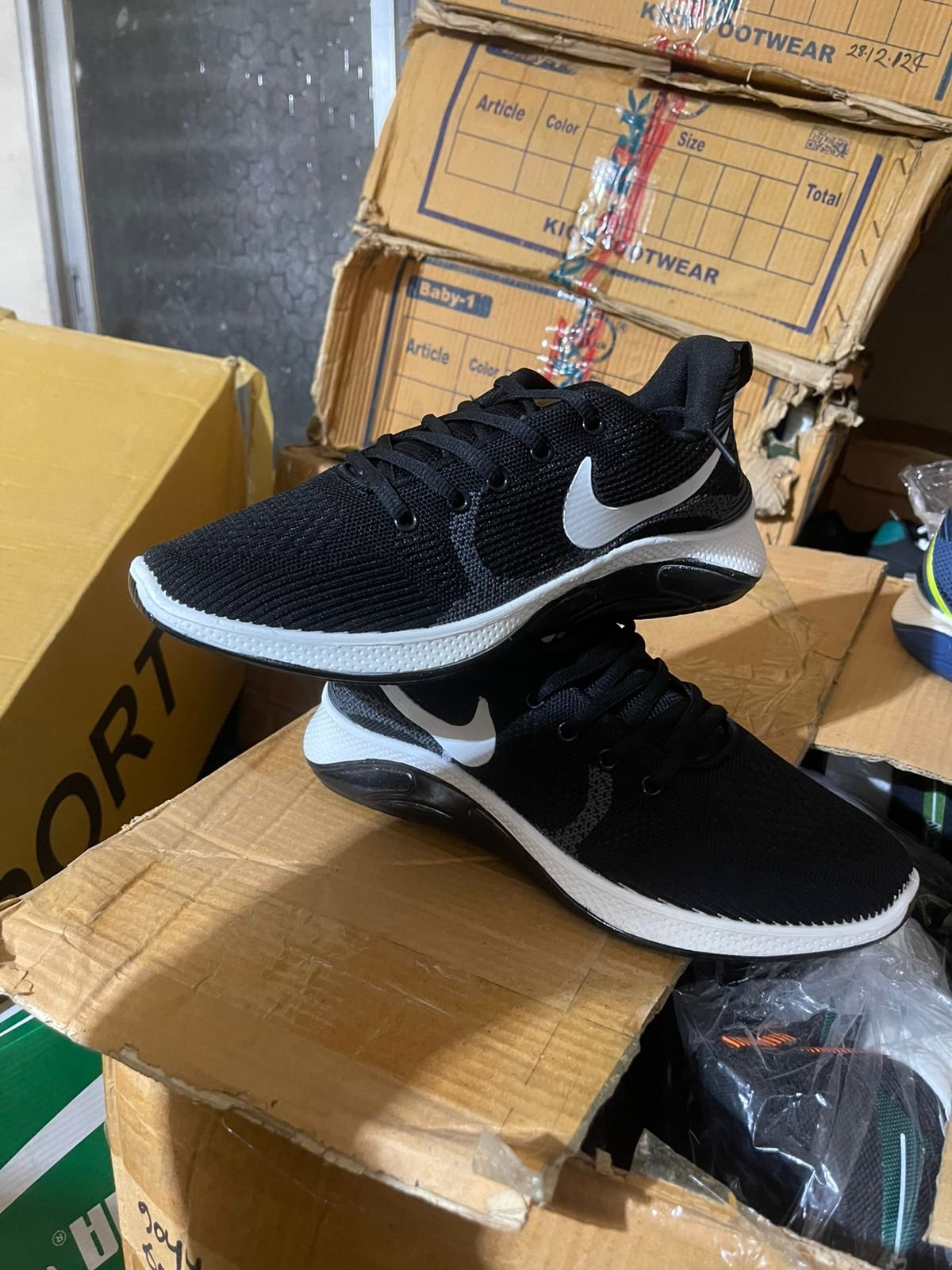 Black Comfort Fit Running Sneakers